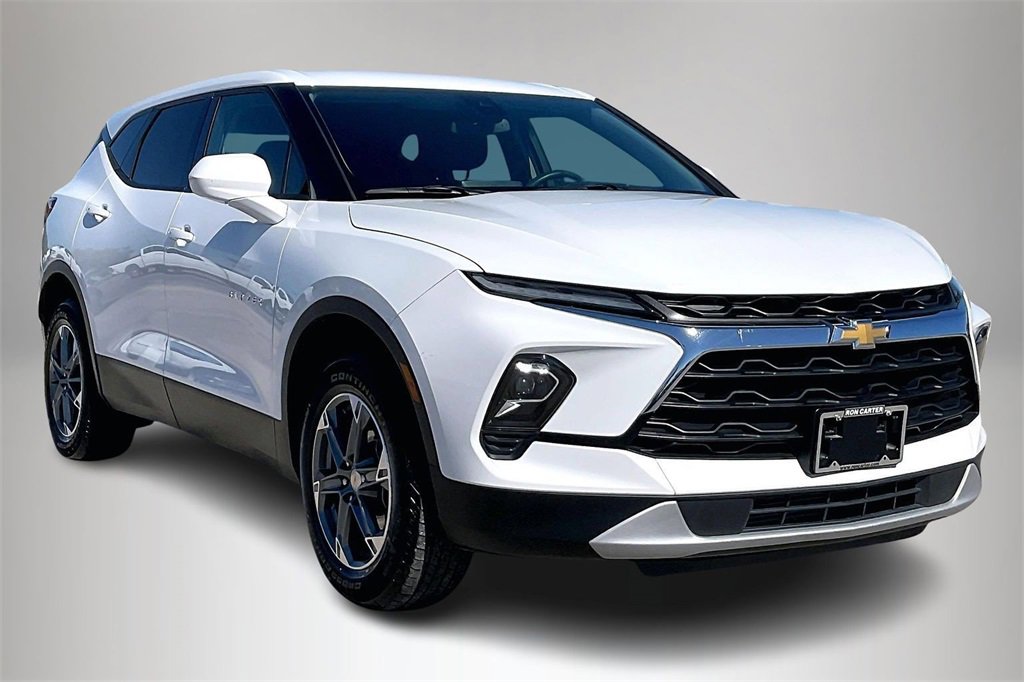 2025 Chevrolet Blazer 2LT's photo