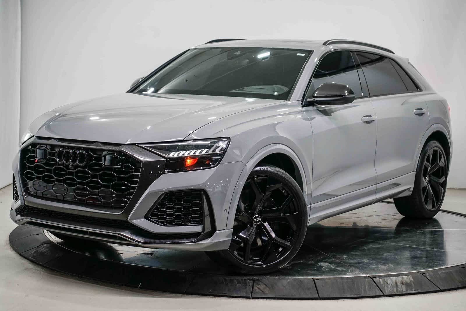 2024 Audi RS Q8 Base's photo