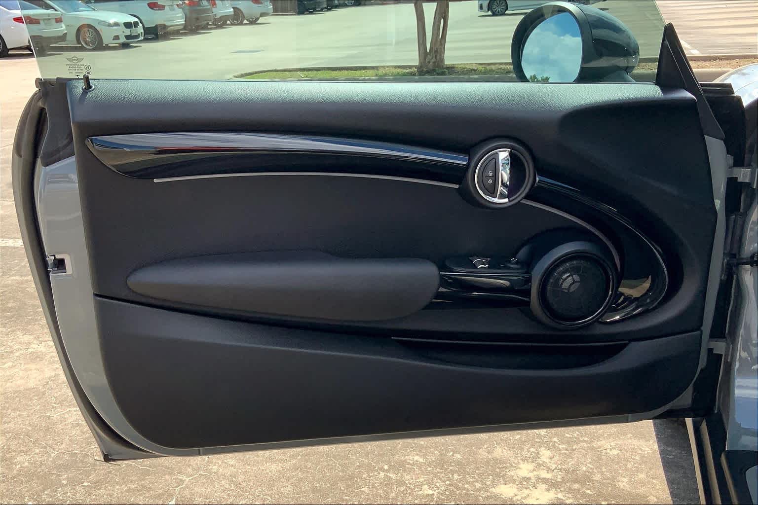 2018 Mini Cooper 2 Door Hardtop photo 19