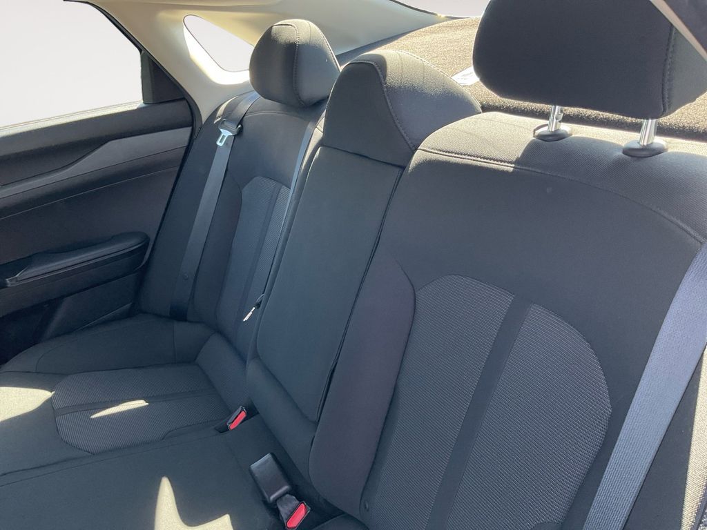 2023 Kia K5 LXS photo 25