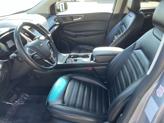 2019 Ford Edge SEL photo 3