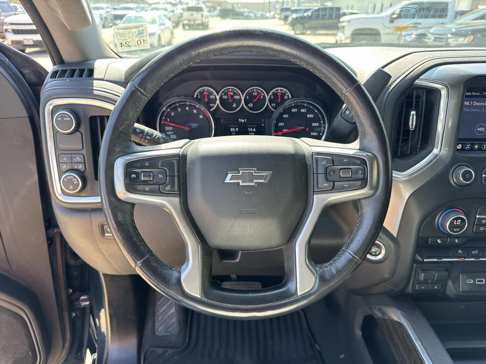 2021 Chevrolet Silverado RST photo 38