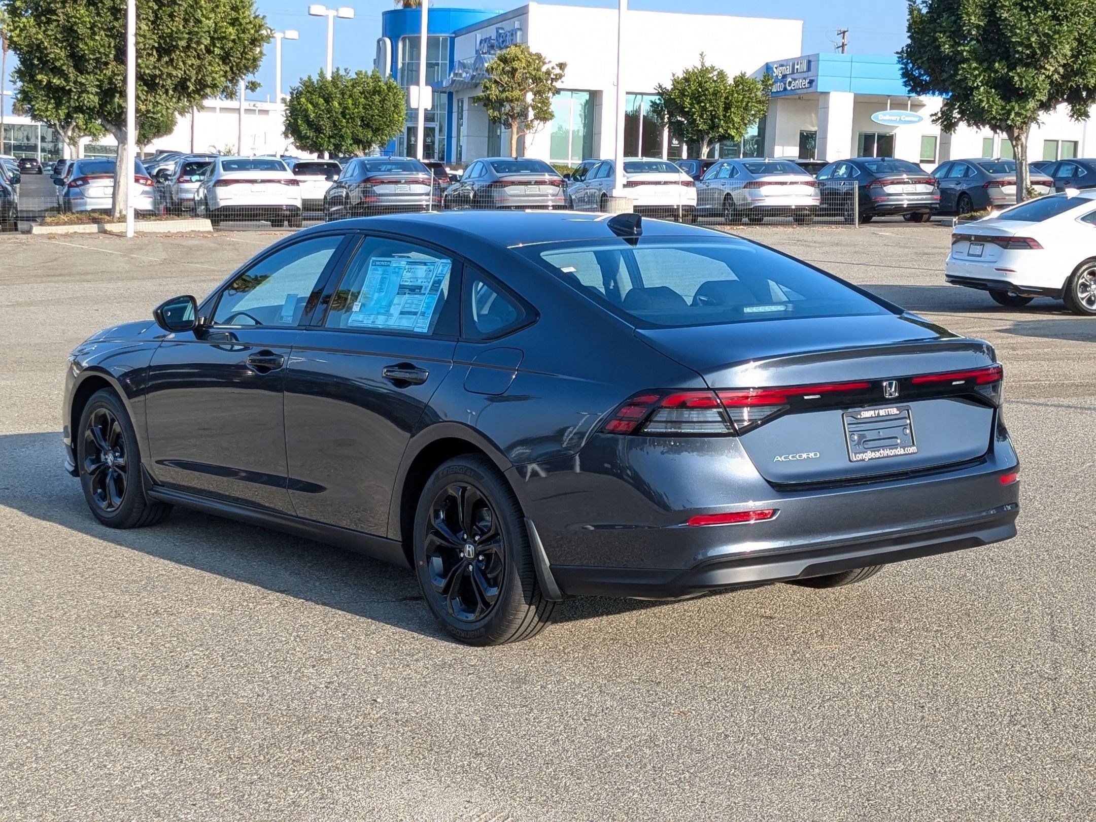 2025 Honda Accord SE photo 4