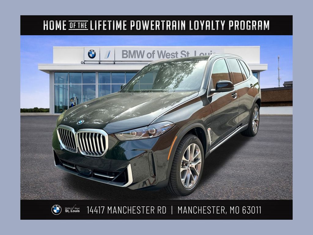2026 BMW X5 50e's photo