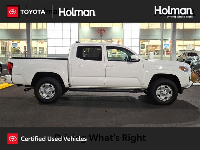 2023 Toyota Tacoma SR's photo