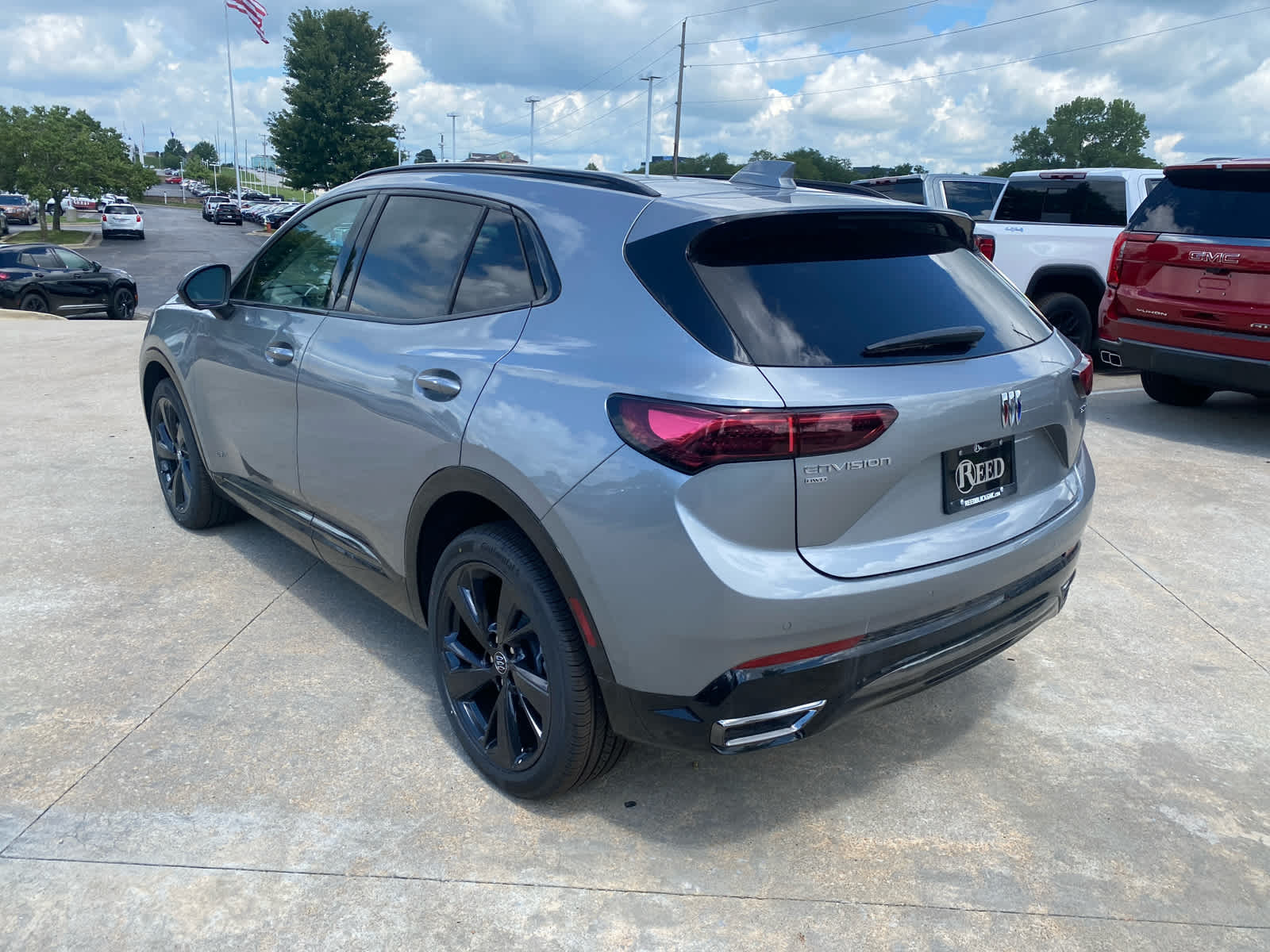 2025 Buick Envision Sport Touring photo 8