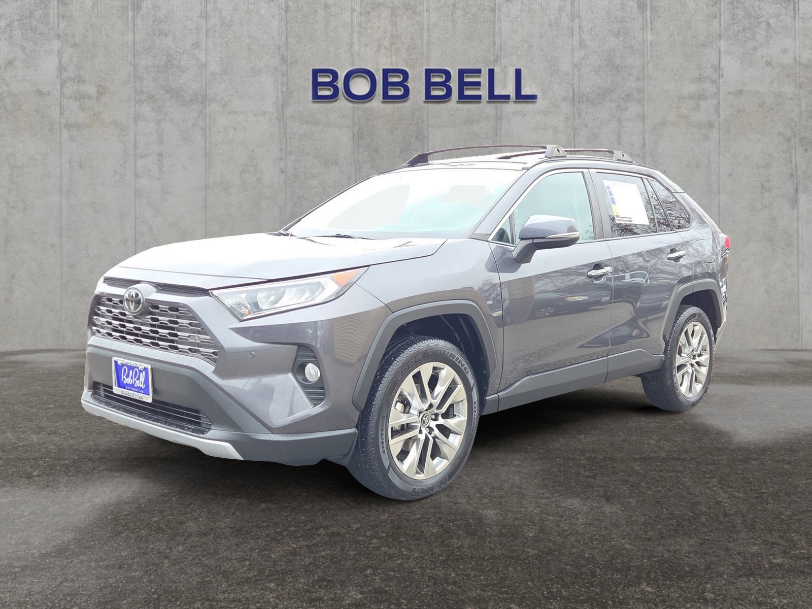 2019 Toyota RAV4 Limited's photo