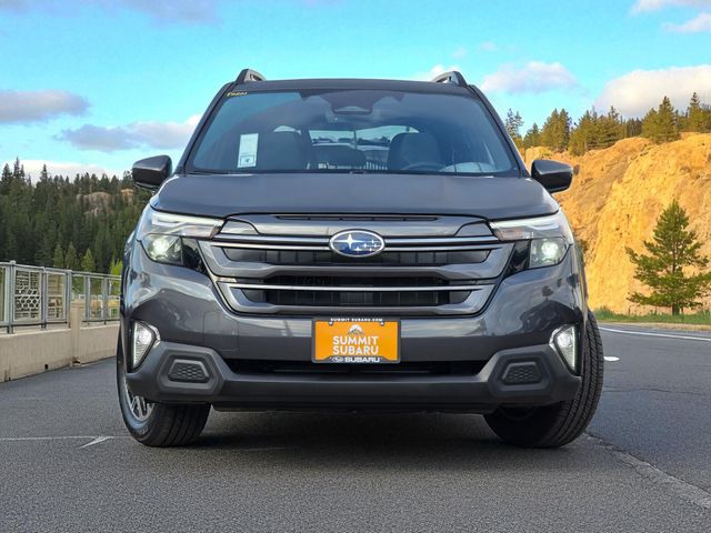 2025 Subaru Forester Premium photo 3