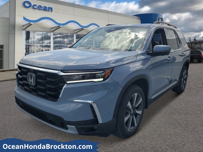 2025 Honda Pilot Elite's photo