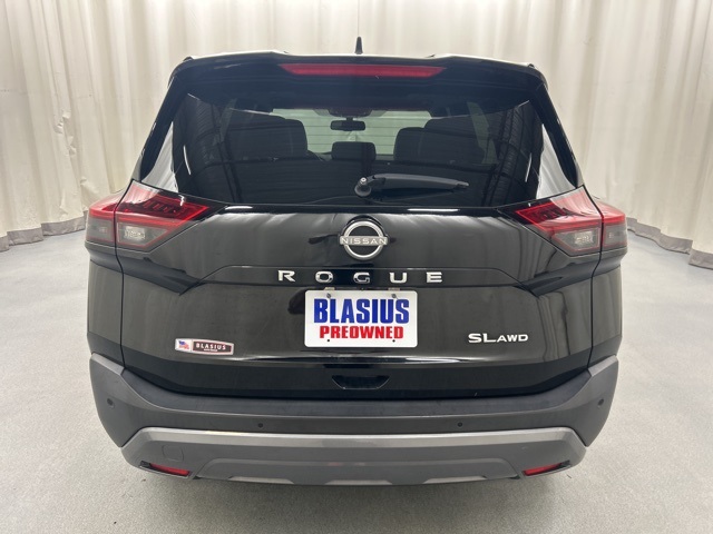 2023 Nissan Rogue SL photo 5