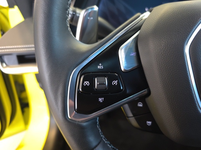 2020 Chevrolet Corvette Stingray 2LT photo 19