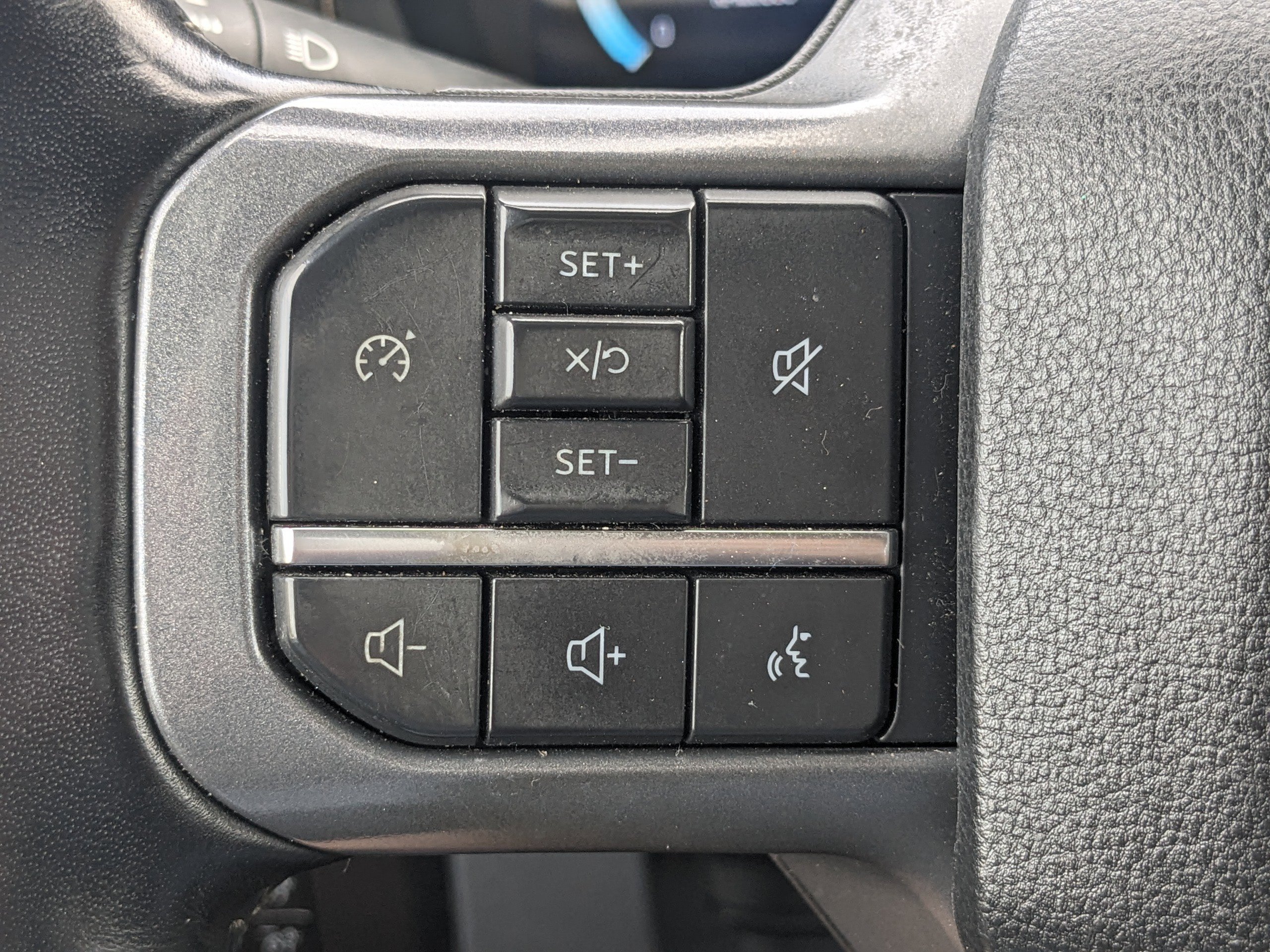 2023 Ford F-250 Lariat photo 19