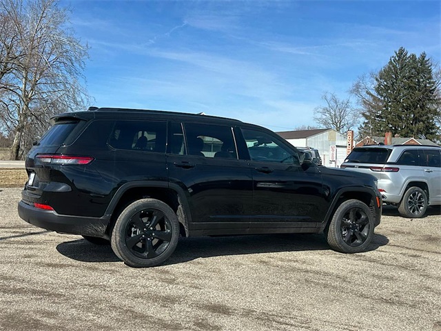 2025 Jeep Grand Cherokee Altitude X photo 9