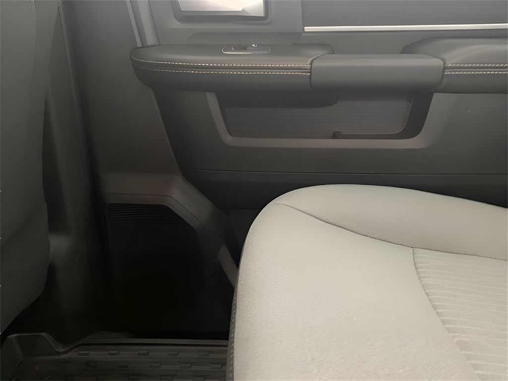 2024 Ram 4500 SLT photo 39