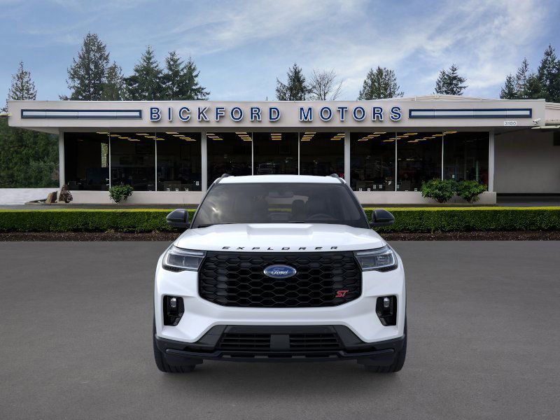 2025 Ford Explorer ST photo 6
