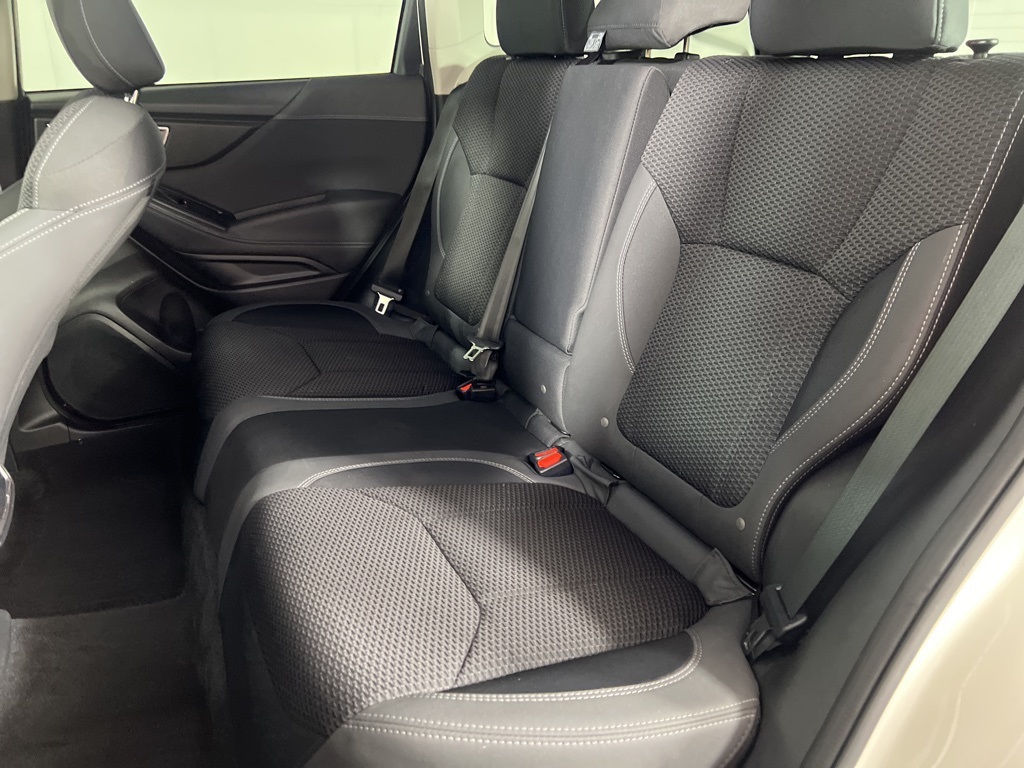 2022 Subaru Forester Premium photo 28