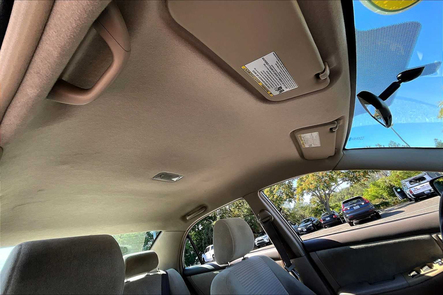 2008 Toyota Corolla CE photo 13