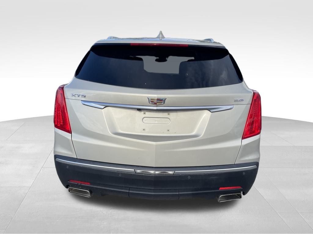 2017 Cadillac XT5 Base photo 4