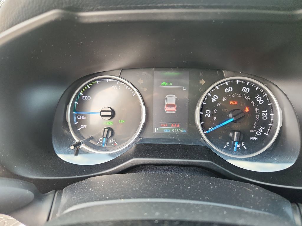 2019 Toyota RAV4 Hybrid LE photo 13