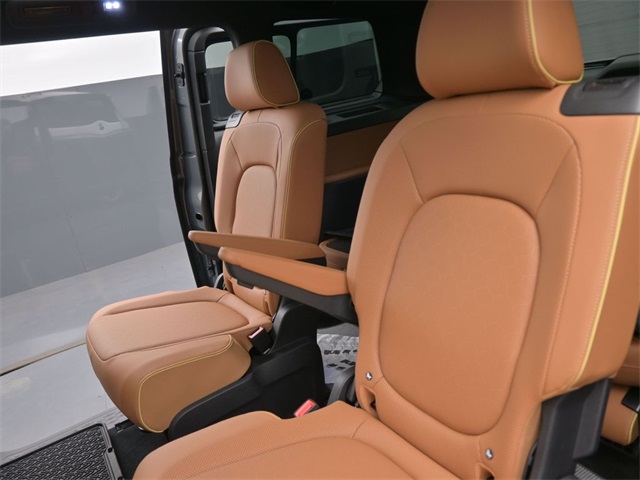 2025 Volkswagen ID. Buzz Pro Plus photo 26