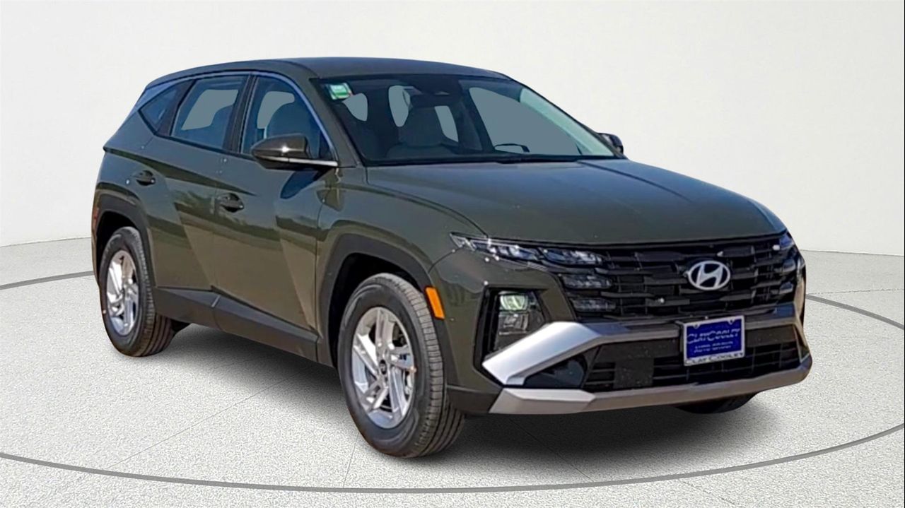 2026 Hyundai Tucson SE's photo