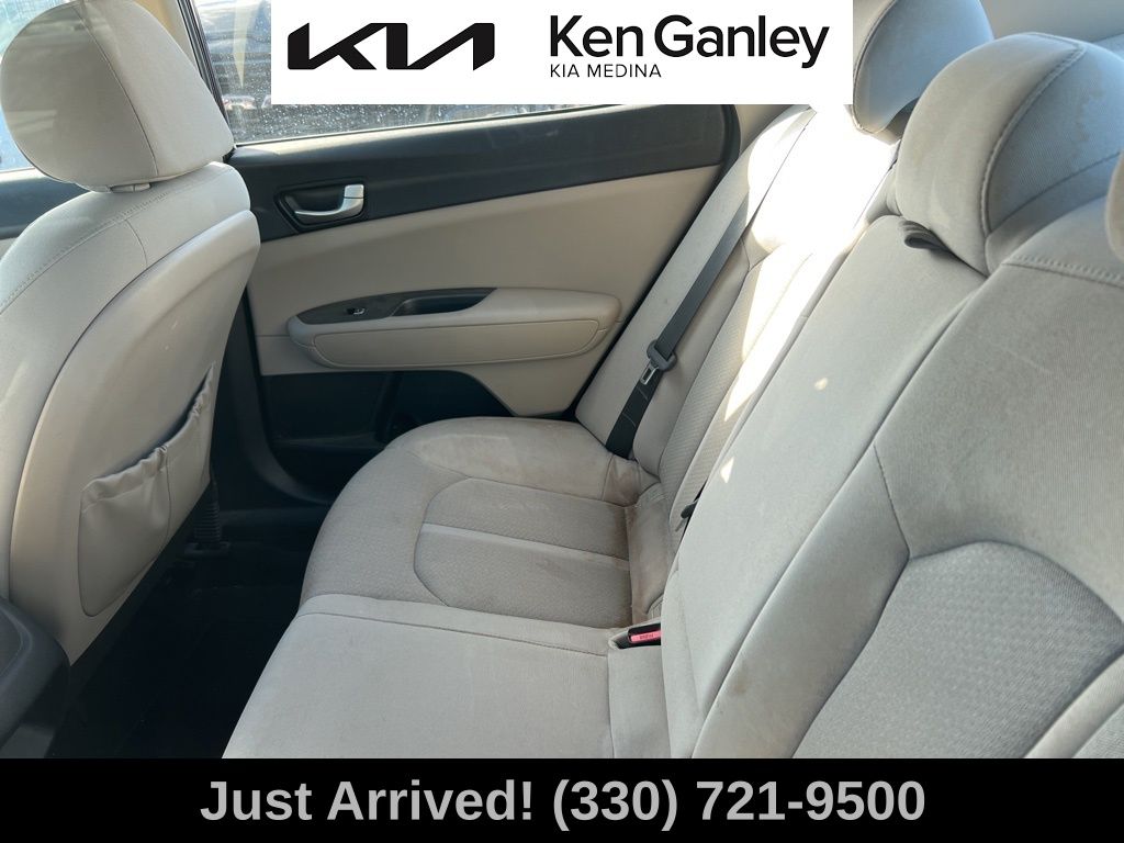 2018 Kia Optima LX photo 8