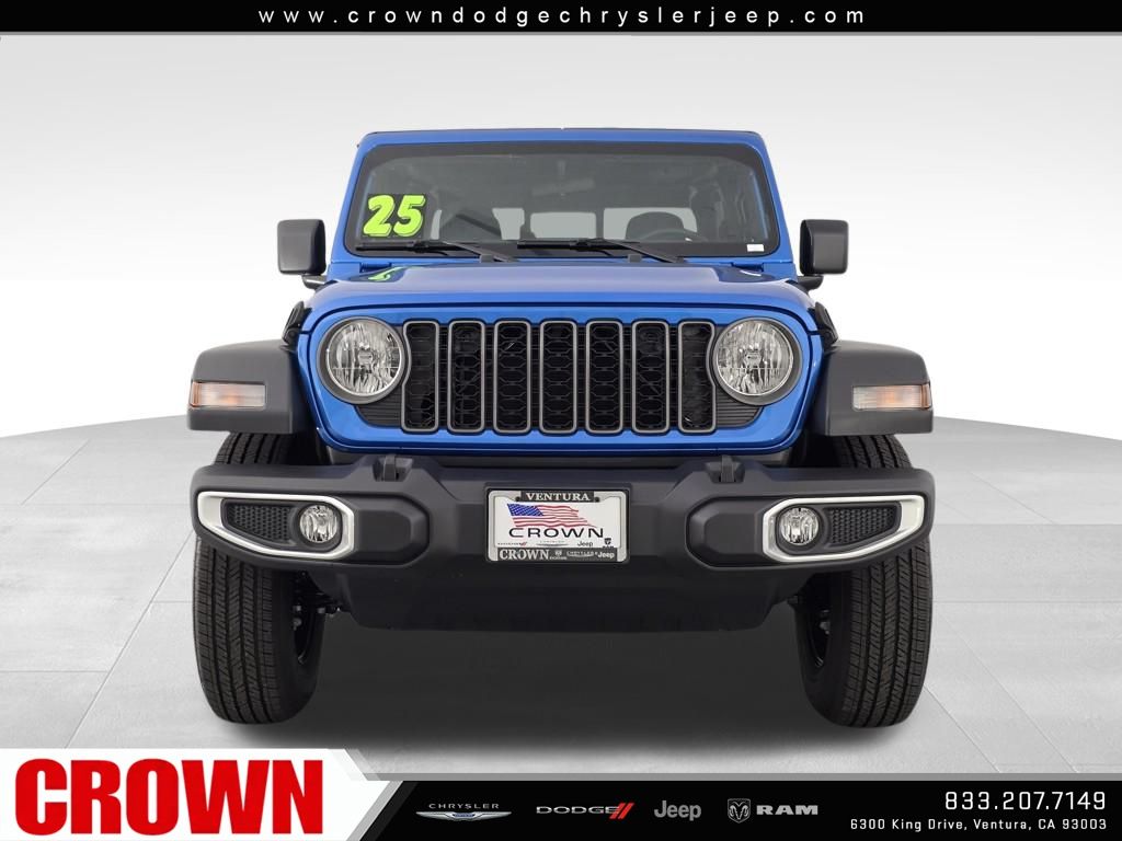 2025 Jeep Gladiator Sport photo 3