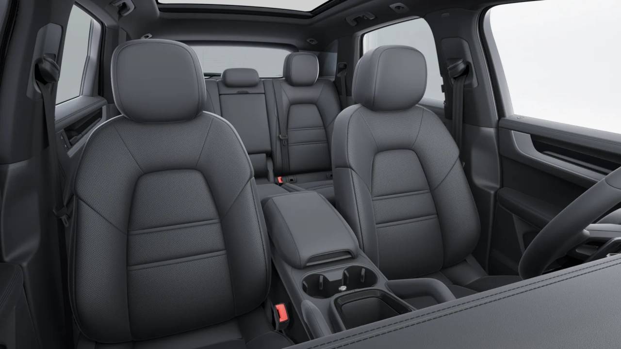 2026 Porsche Cayenne S E-Hybrid photo 11