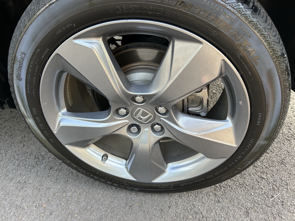 2019 Honda Passport Touring photo 2