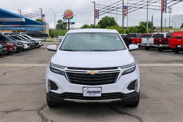 Used 2023 Summit White Chevrolet LT image 3