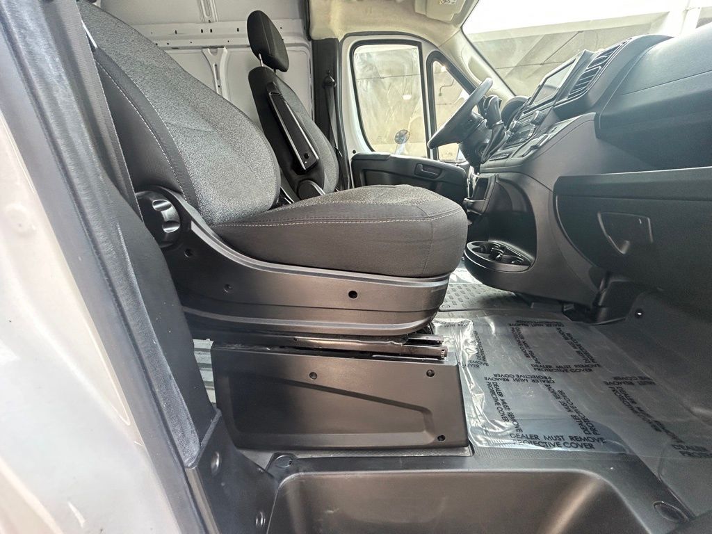 2023 Ram ProMaster 2500 photo 16