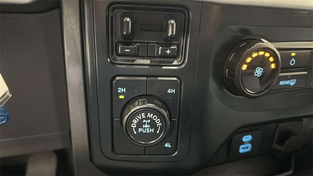 2022 Ford F-150 XLT photo 18