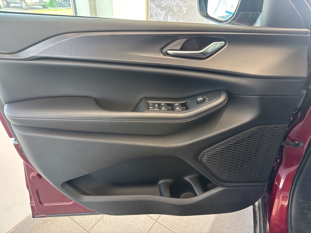 2024 Jeep Grand Cherokee Altitude X photo 19