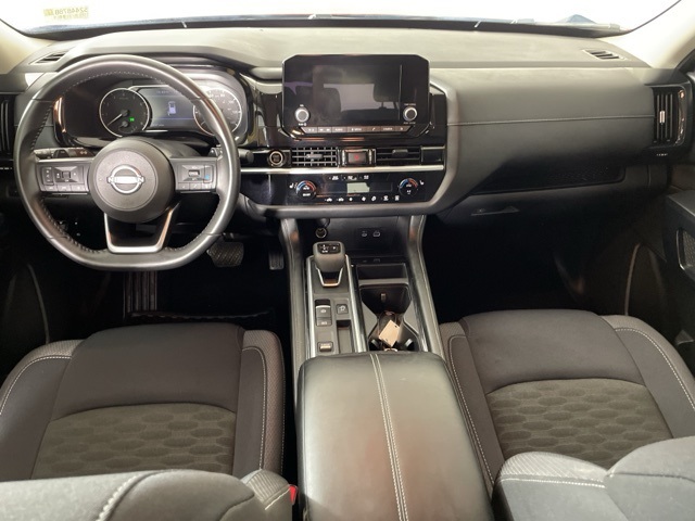 2024 Nissan Pathfinder SV photo 31