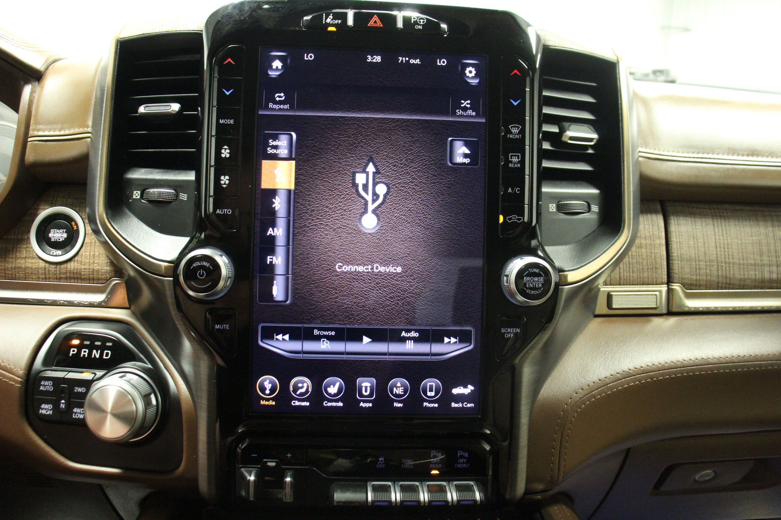 2019 Ram 1500 Laramie Longhorn photo 19