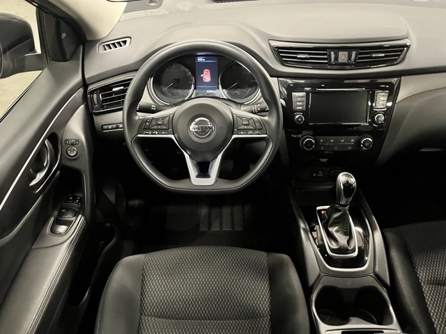 2022 Nissan Rogue Sport S photo 11
