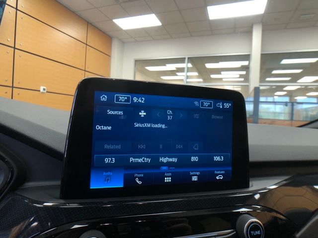 2025 Ford Escape ST-Line photo 16