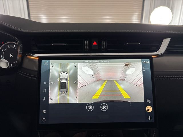 2026 Jaguar F-PACE P250 R-Dynamic S photo 16