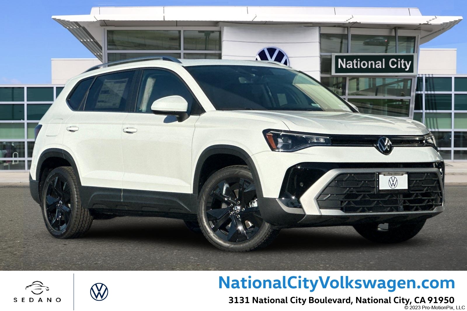 2025 Volkswagen Taos SE's photo