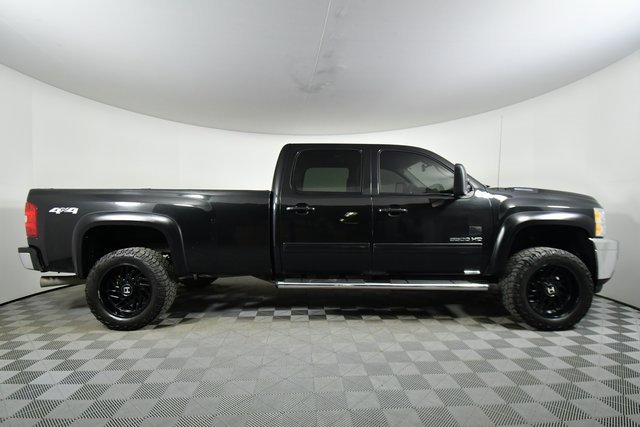 2012 Chevrolet Silverado 3500HD LTZ photo 14