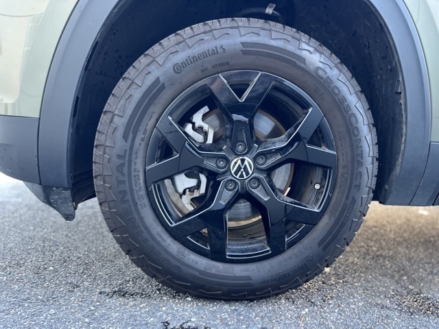 2024 Volkswagen Atlas Peak Edition SE Technology photo 14