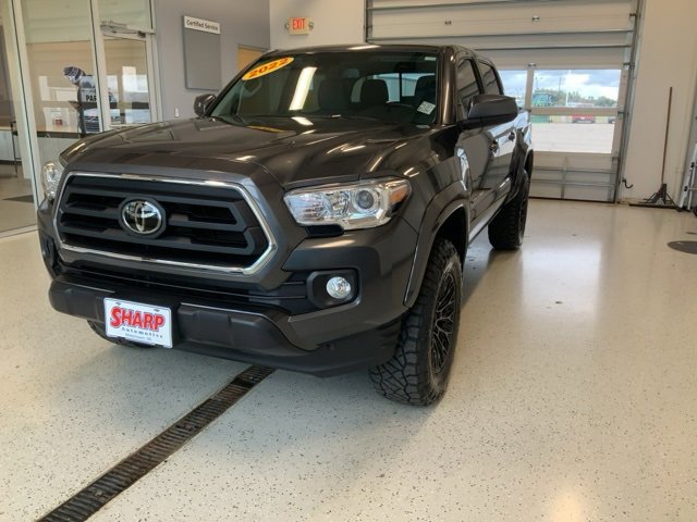 2022 Toyota Tacoma SR 4x4 photo 4