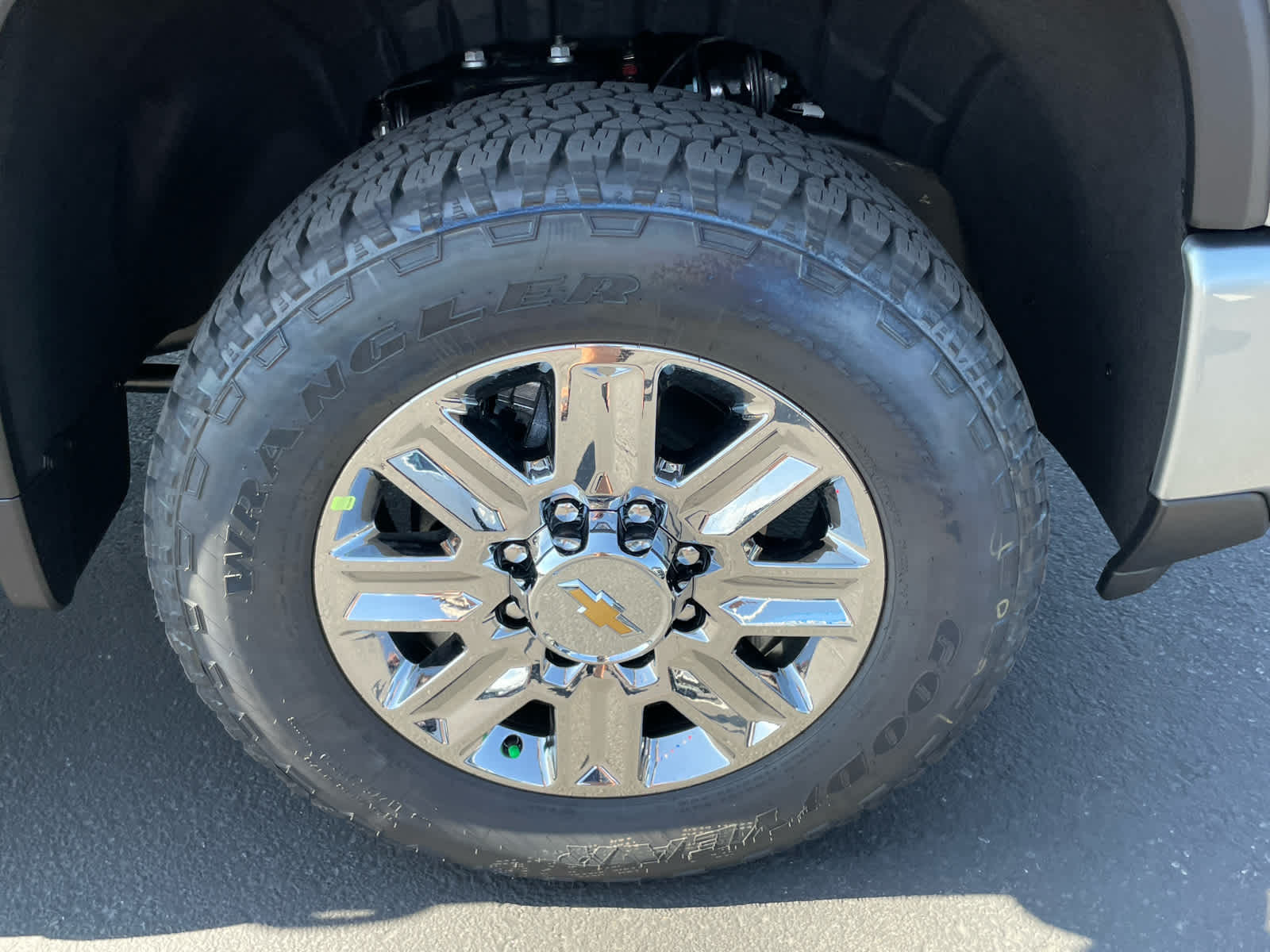 2026 Chevrolet Silverado 3500HD High Country photo 17