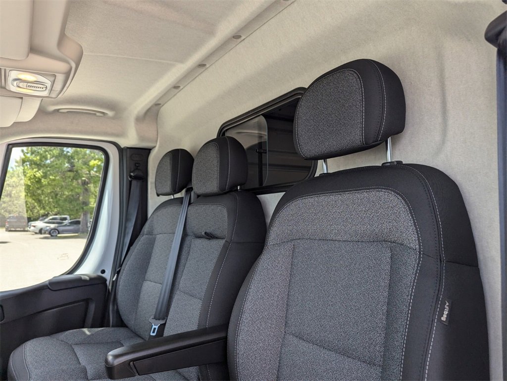 2025 Ram ProMaster 3500 photo 10