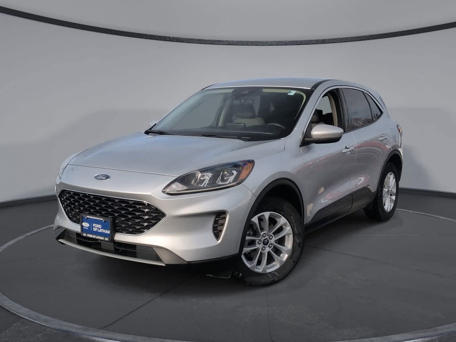 2020 Ford Escape SE's photo