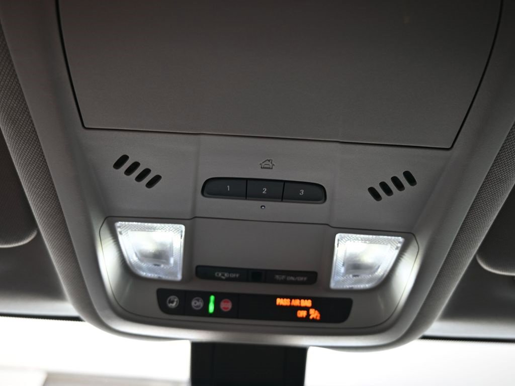 2024 Gmc Terrain SLT photo 25