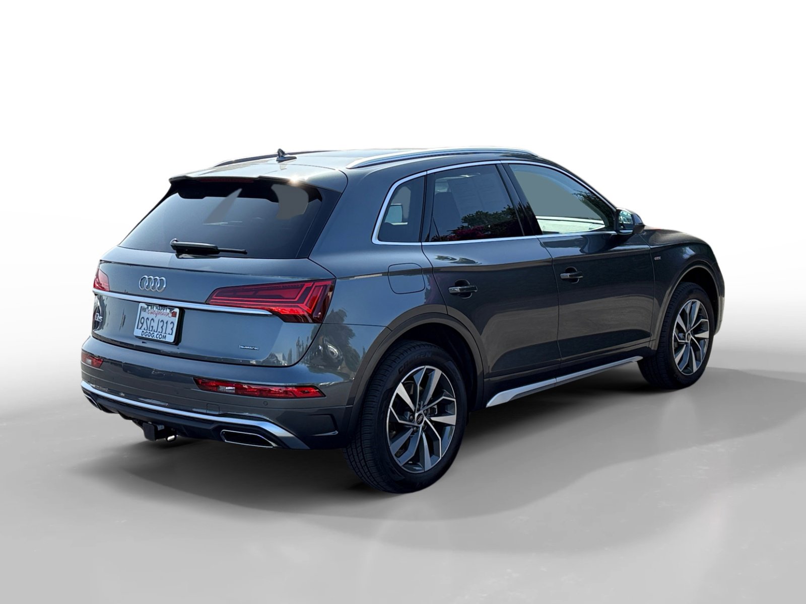 2025 Audi Q5 45 S line Premium Plus photo 5