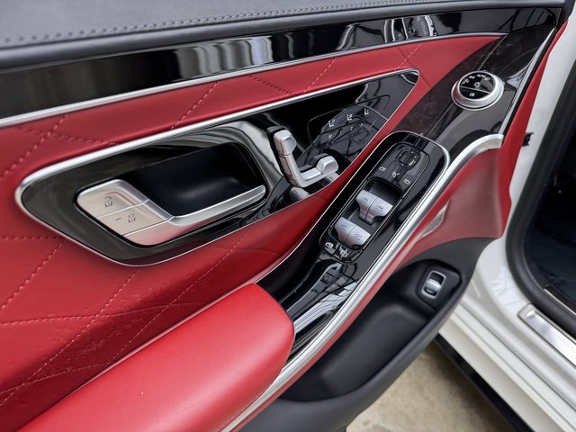 2022 Mercedes Benz S 580 4MATIC photo 11