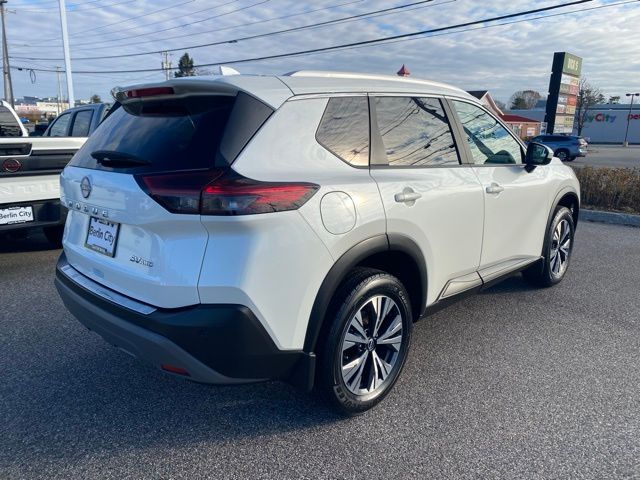 2023 Nissan Rogue SV photo 2
