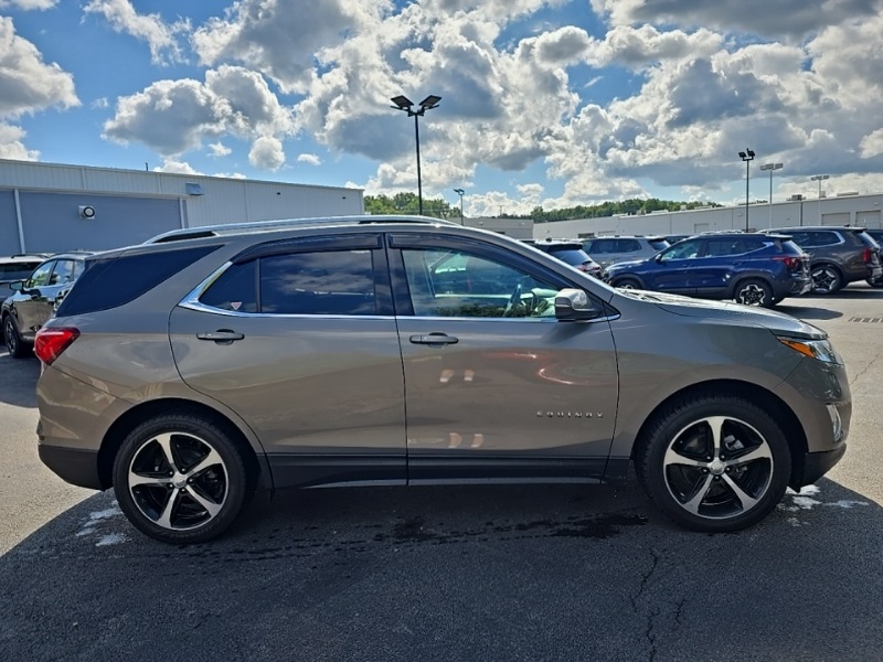 2018 Chevrolet Equinox LT photo 8